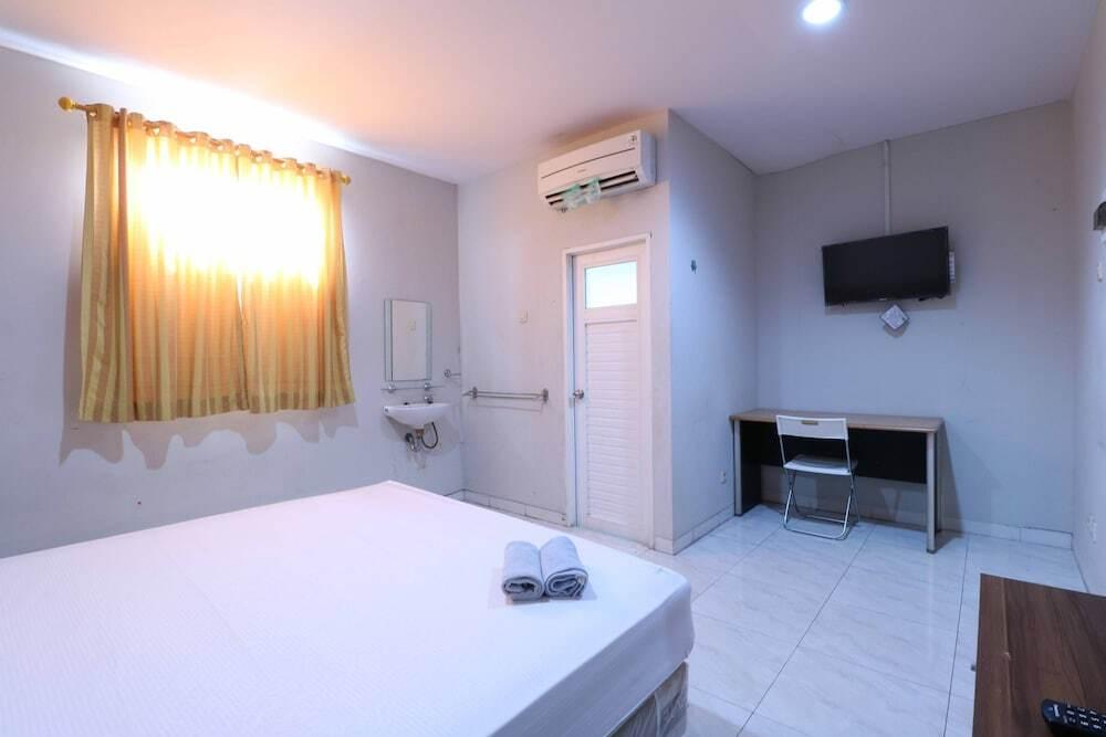 Тангеранг: Sky Airlines Guesthouse