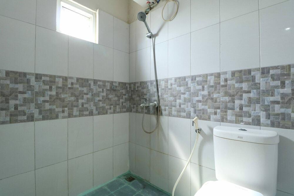 Тангеранг: Sky Airlines Guesthouse