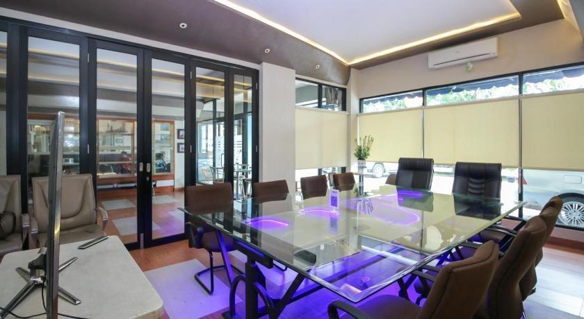 Тангеранг: Sky Airlines Guesthouse