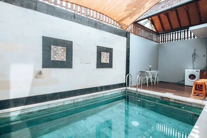 Беноа: Hidden Oasis With A Pool+balcony & Private Rooftop