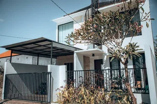 Беноа: Hidden Oasis With A Pool+balcony & Private Rooftop