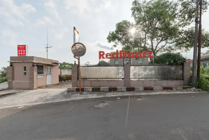 Сукабуми: RedDoorz Syariah near RS Hermina Sukabumi