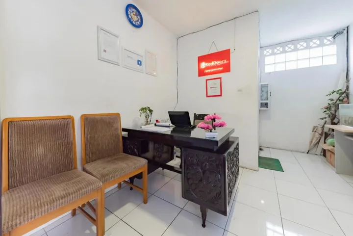 Сукабуми: RedDoorz Syariah near RS Hermina Sukabumi