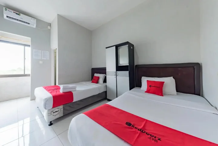 Сукабуми: RedDoorz Syariah near RS Hermina Sukabumi
