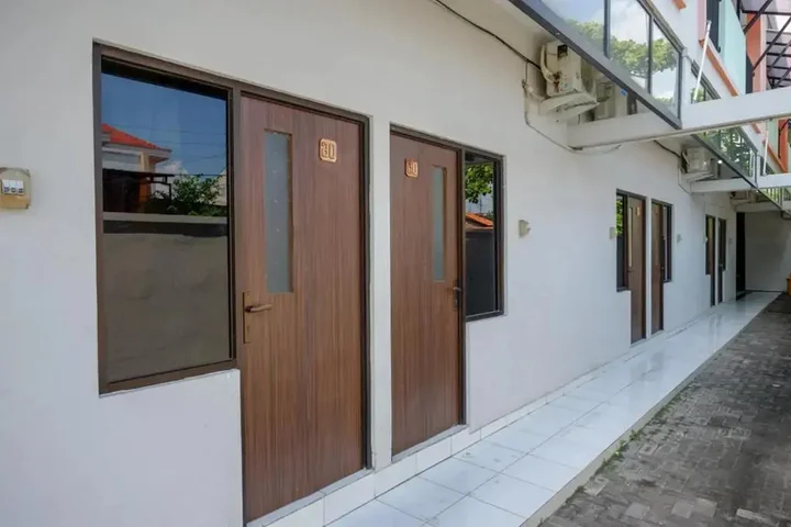 Семаранг: RedDoorz near Stasiun Tawang Semarang