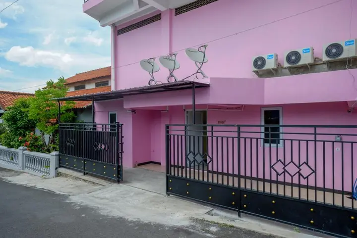 Семаранг: RedDoorz @ Jalan Gatot Subroto Semarang