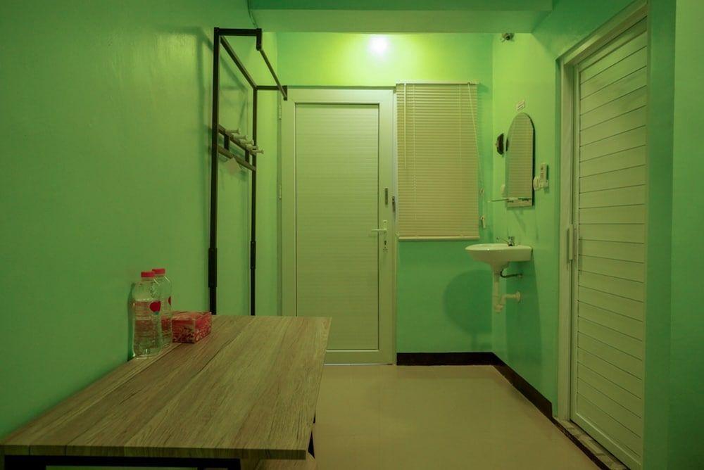 Семаранг: RedDoorz @ Jalan Gatot Subroto Semarang