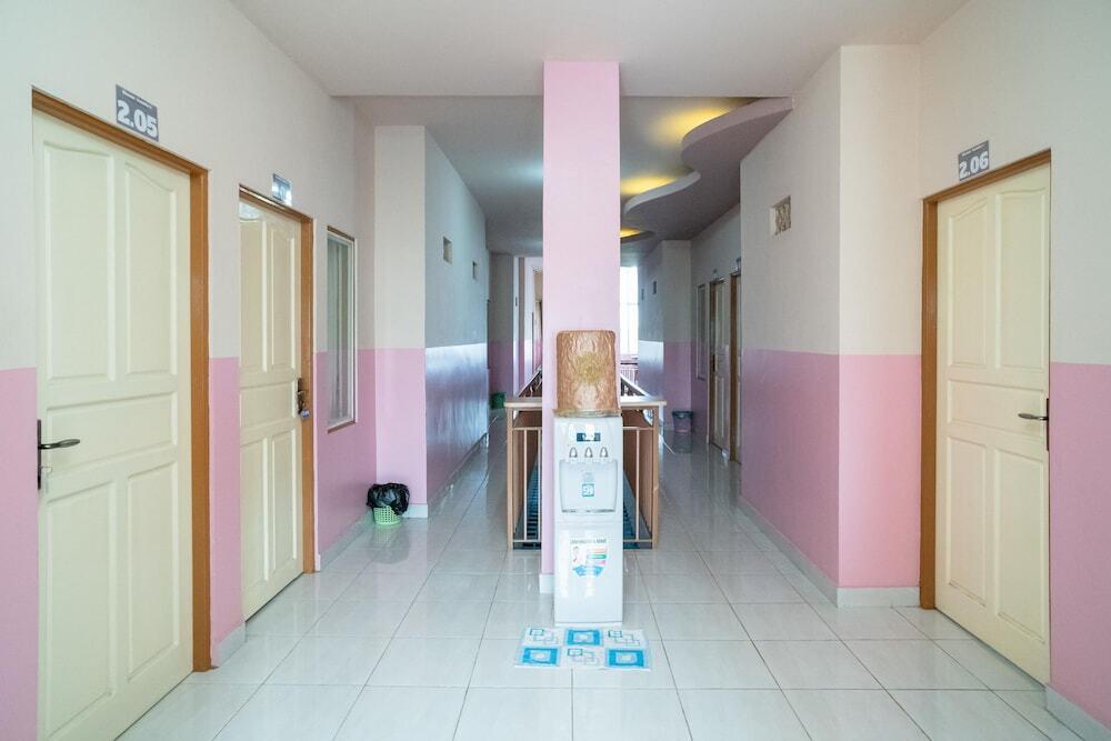Банджармасин: RedDoorz Syariah near Taman Siring 2