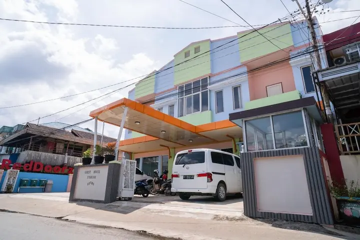 Банджармасин: RedDoorz Syariah near Taman Siring 2