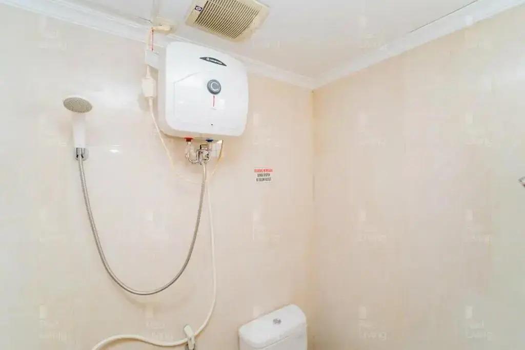 Депок: RedDoorz Apartemen @ Green Lake View Cimanggis