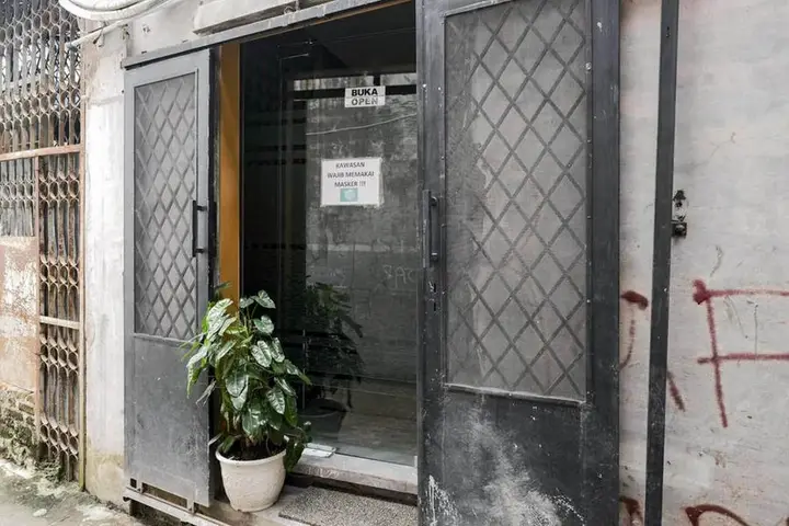 Reddoorz Plus @ Simpang USU Medan — фото 1