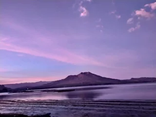 Кинтамани: Batur Green Lake