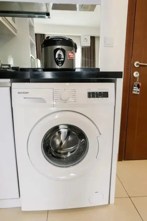 Legok: Nice 1BR Apartment at M-Town Signature