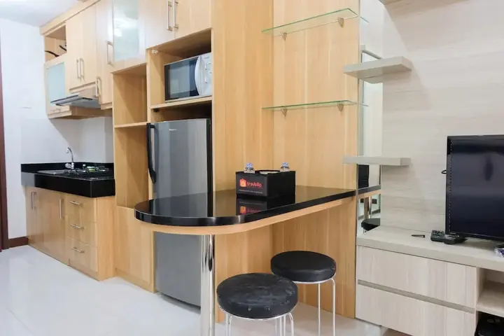 Legok: Brand New Cozy Studio at Scientia Apartment