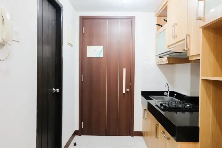 Legok: Brand New Cozy Studio at Scientia Apartment