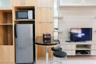 Legok: Brand New Cozy Studio at Scientia Apartment