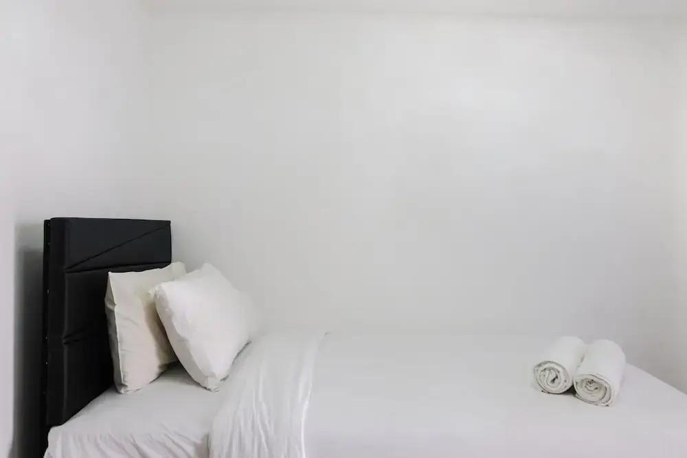 Legok: Contemporer Studio Apartment M-Town Residence near Summarecon Mall Serpong