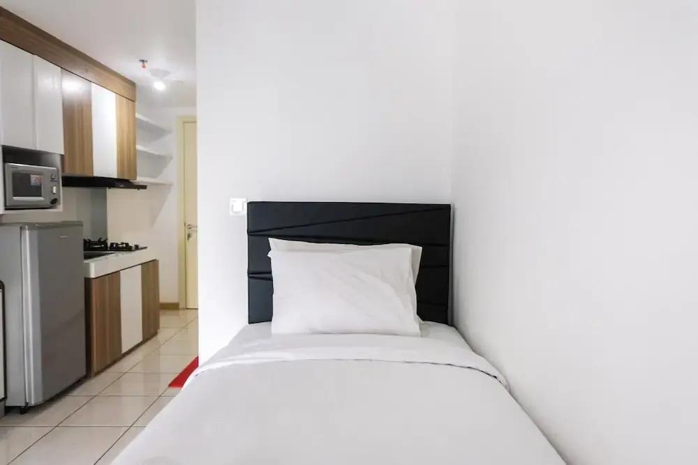 Legok: Contemporer Studio Apartment M-Town Residence near Summarecon Mall Serpong