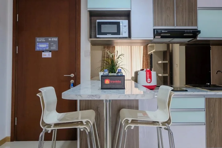 Legok: Homey 2Br Apartment At Serpong M-Town Signature