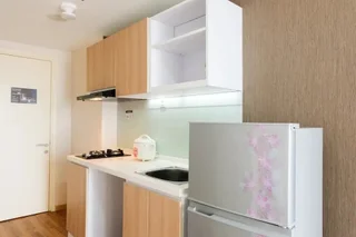 Legok: Comfy Studio Apartment with Extra Bed at M-Town Residence