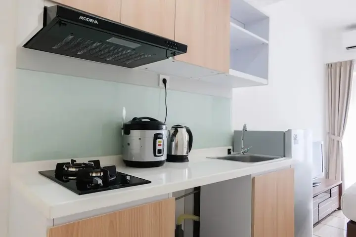 Legok: Comfortable Studio Apartment M-Town Residence