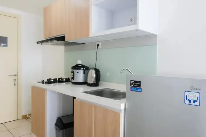 Legok: Comfortable Studio Apartment M-Town Residence