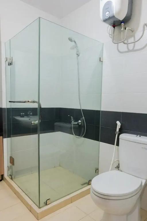 Legok: Simply Furnished Studio Apartment at Scientia Residence