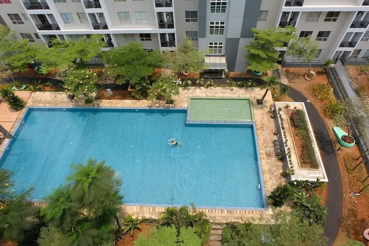 Legok: Simply Furnished Studio Apartment at Scientia Residence