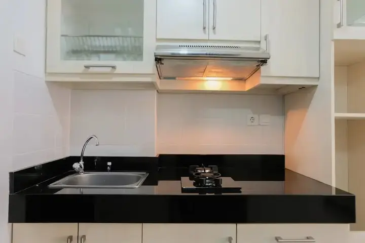 Legok: Simply Furnished Studio Apartment at Scientia Residence