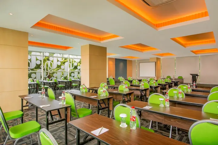 Суракарта: Zest Parang Raja Solo by Swiss-Belhotel International