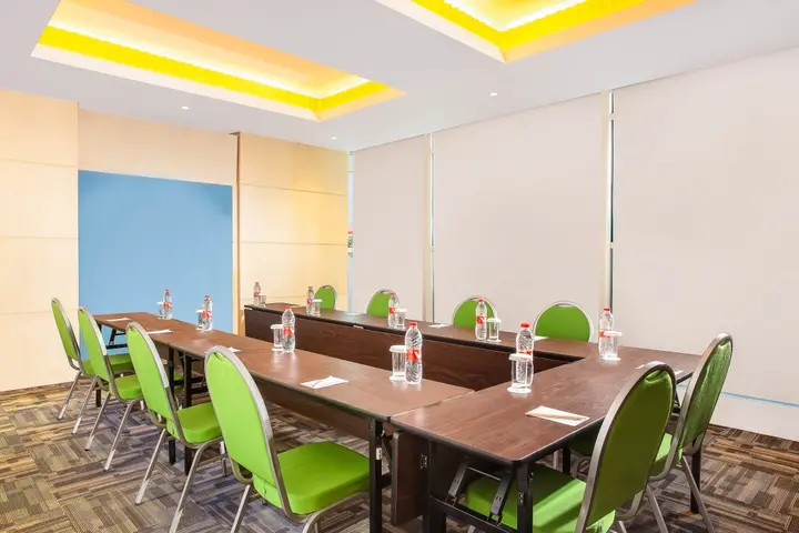 Суракарта: Zest Parang Raja Solo by Swiss-Belhotel International