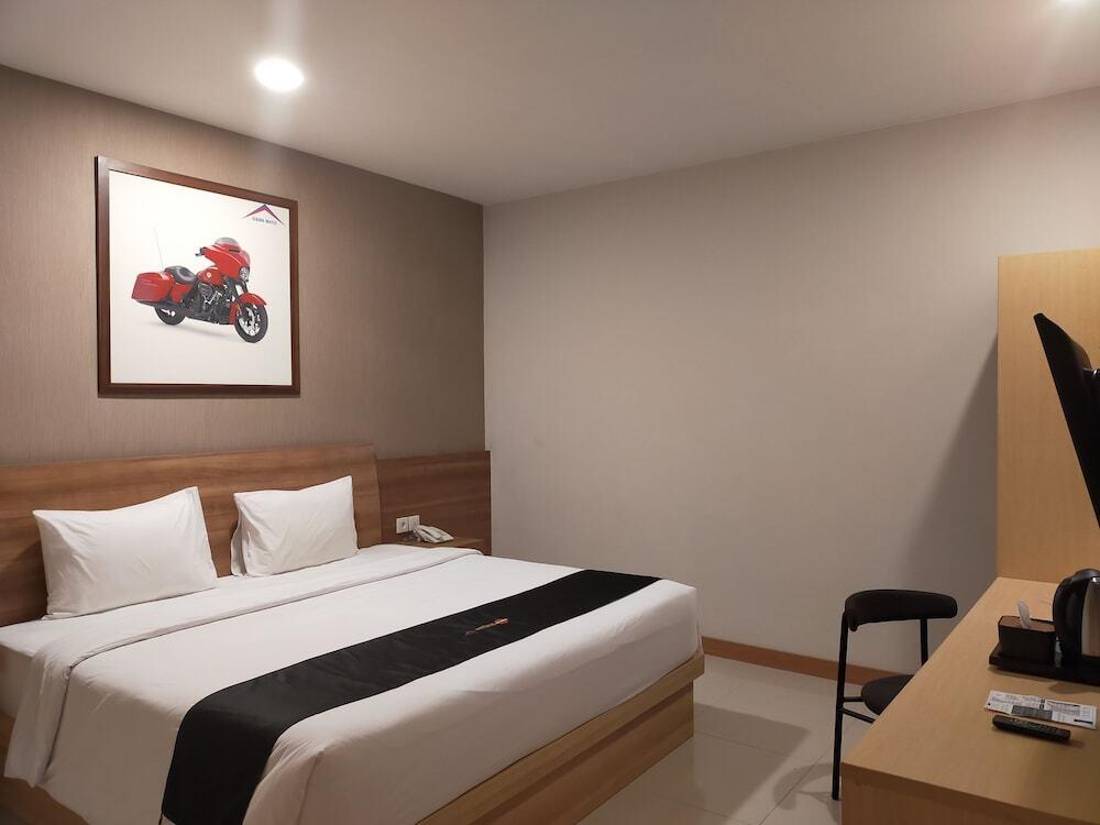 Legok: Sukho Hotel