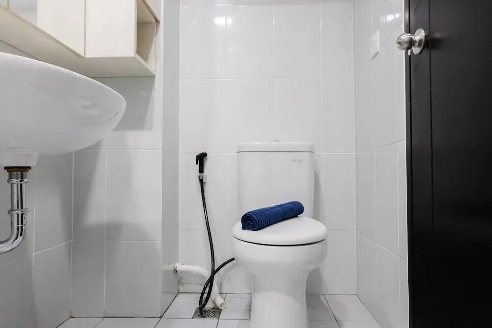 Legok: Elegant 1BR Apartment at Casa De Parco near AEON Mall