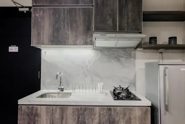 Legok: Bright 2BR Apartment at Paramount Skyline