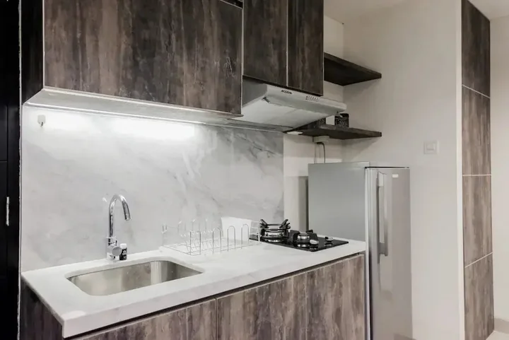 Legok: Bright 2BR Apartment at Paramount Skyline
