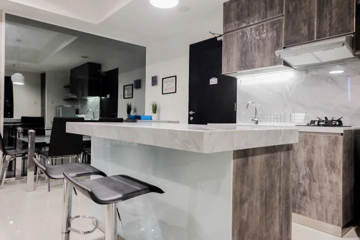 Legok: Bright 2BR Apartment at Paramount Skyline