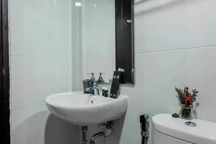 Legok: Premium 2BR Apartment at Casa de Parco