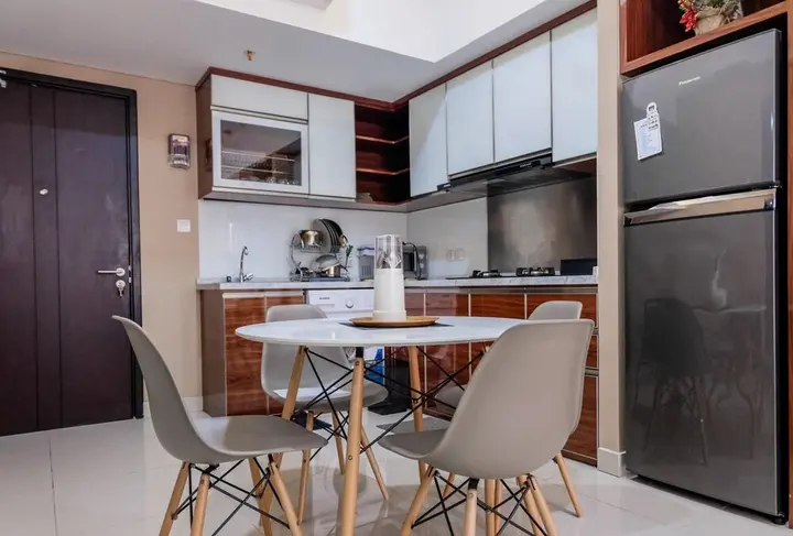 Legok: Premium 2BR Apartment at Casa de Parco