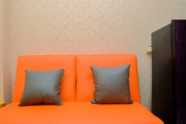 Джакарта: Minimalist 1BR with Pool View at Bassura City Apartment
