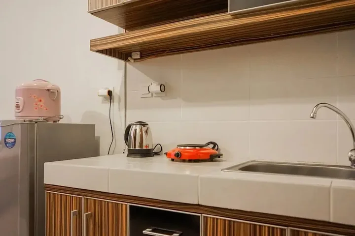 Legok: Comfy and Minimalist Studio Apartment Scientia Residence Tower B