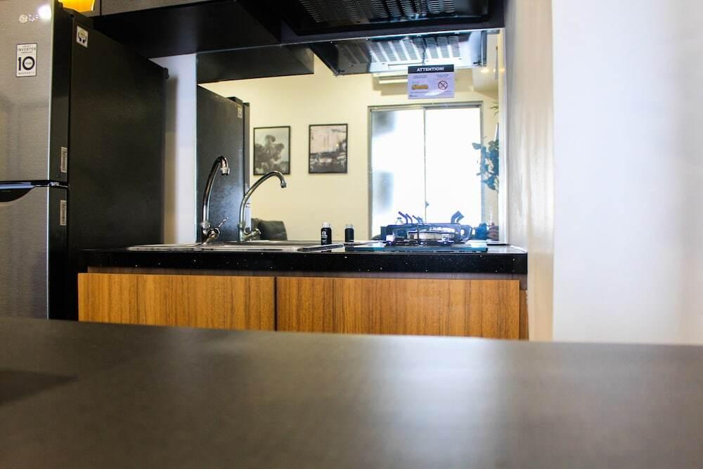 Legok: Warm and Cozy 3BR Apartment at M-Town Residence
