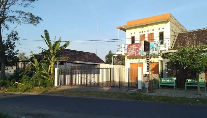 Батуретно: Rumah Singgah Peziarah Ganjuran