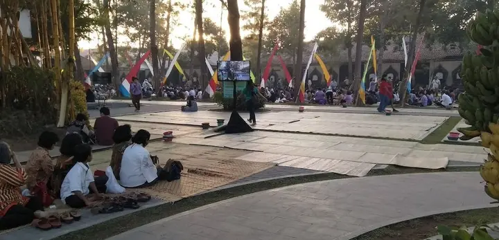 Батуретно: Rumah Singgah Peziarah Ganjuran