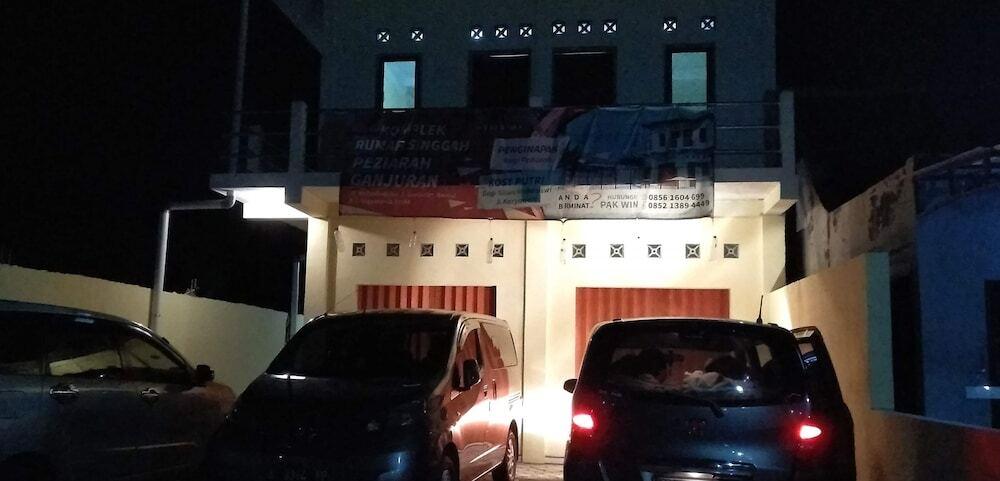 Батуретно: Rumah Singgah Peziarah Ganjuran