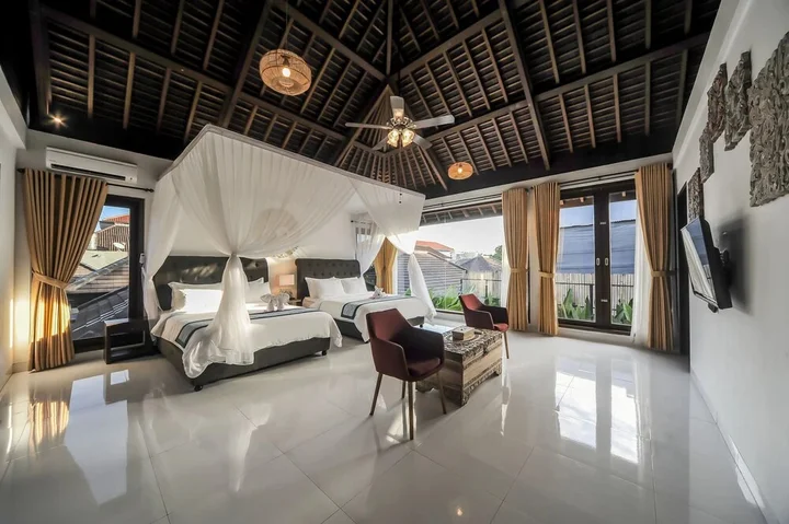 Кута: Villa Pearl Seminyak