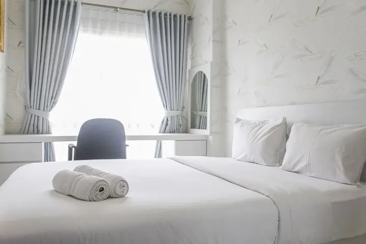 Legok: Minimalist & Modern 1BR Apartment at Scientia Residence