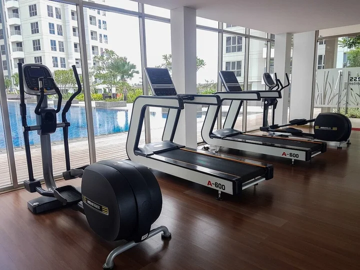 Legok: Golf View 1BR Apartment at M-Town Residence
