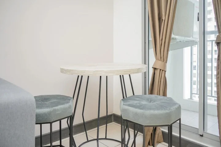 Legok: Brand New 2Br Apartment At M-Town Residence