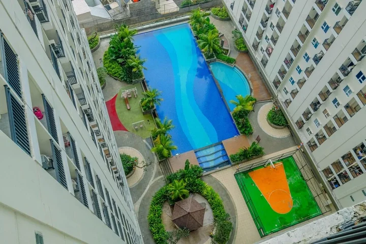 Депок: Cozy and Compact Cinere Resort Studio Apartment
