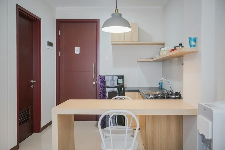 Legok: Warm and Simple 1BR at Asatti Apartment